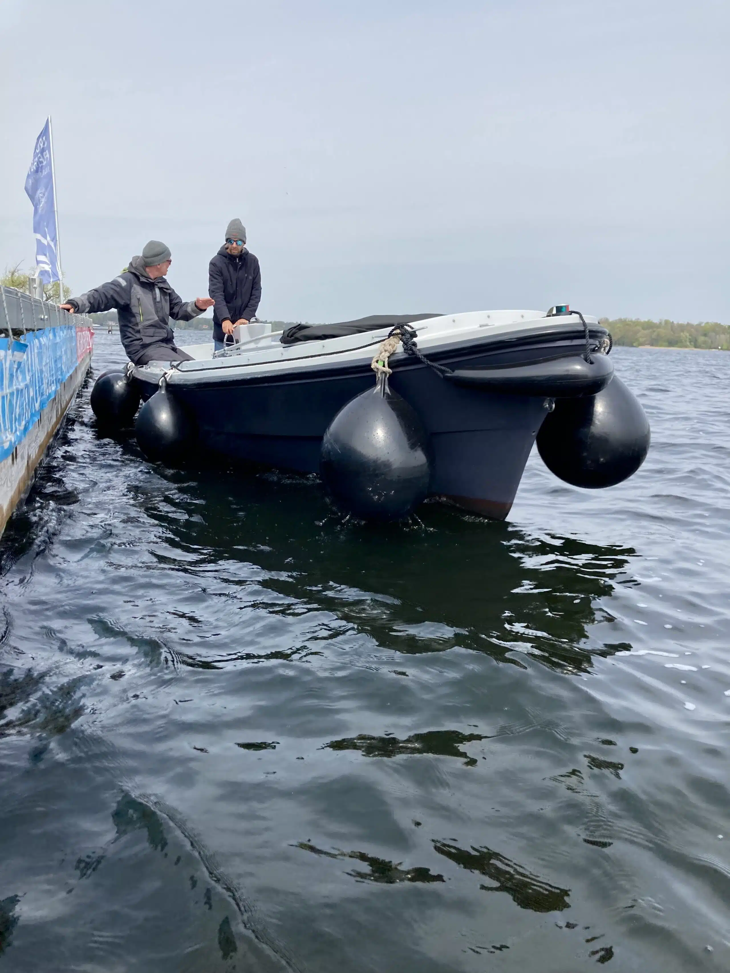 Praxiskurs Motorboot Berlin Sportbootführerschein SBF-Binnen oder SBF-See – Kurs ENP/GNP